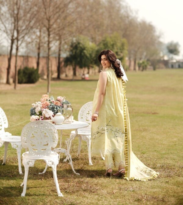 Zarqash Zq-13 Luxury Lawn 3Pc Suit Collection 2024