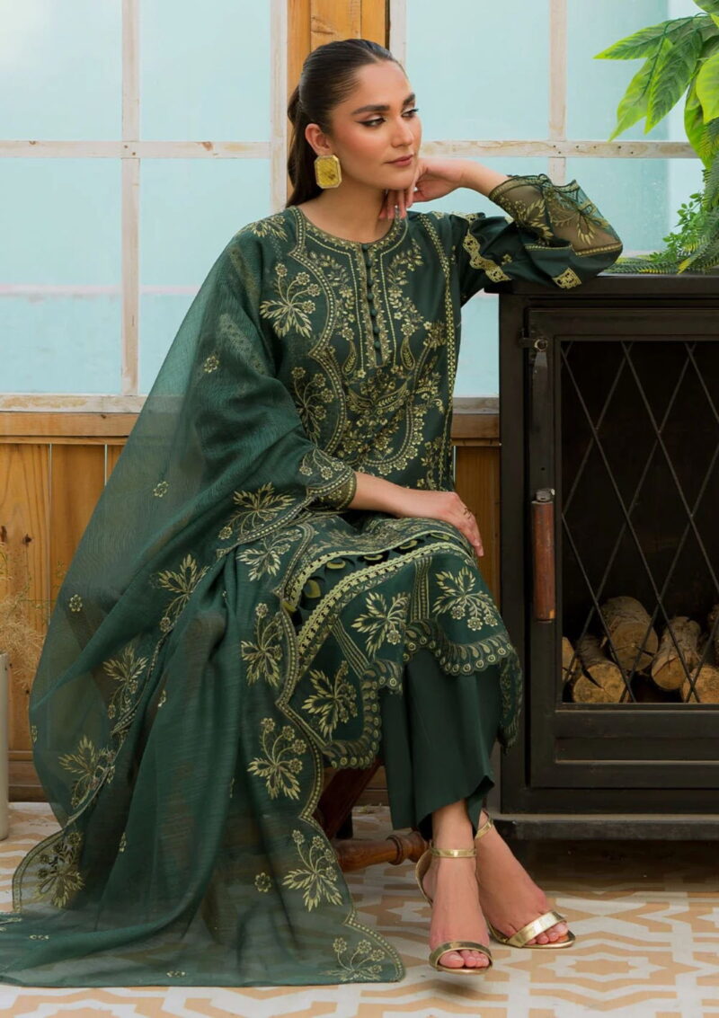 Mahnur Bella Lawn 24 MB 06 Lawn Collection 24