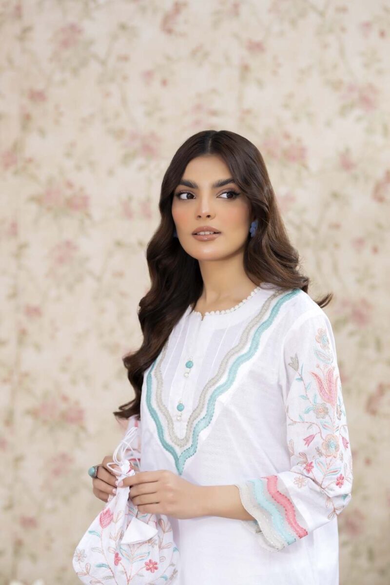 La Rosaa Spring Lss-24-04 White Spring Summer Embroidered Lawn Stitched Collection 2024