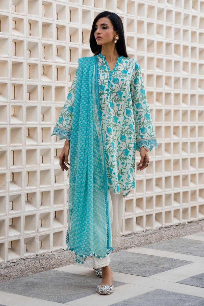 product Sana Safinaz Digital Printed Lawn H241-002a-2bi 3 Piece Suit Cultural Outfit 2024