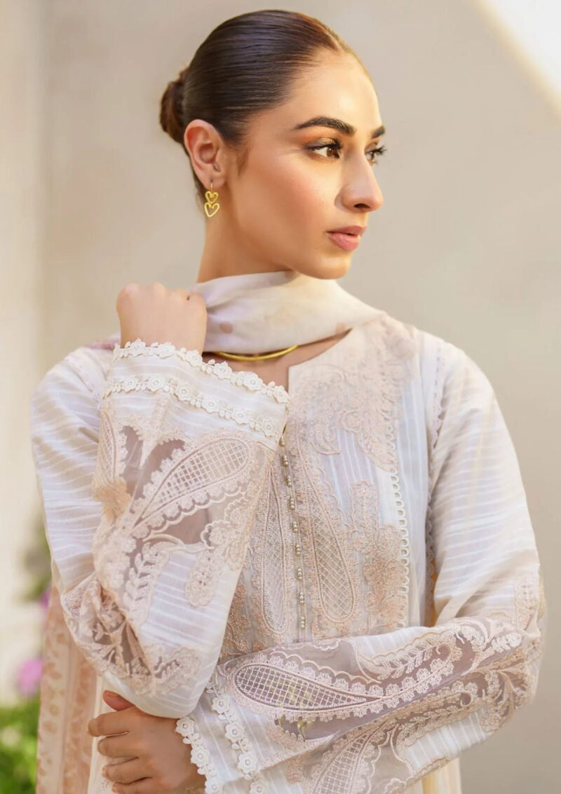 Iznik Nani Ka Ghar Ing24 01 Lawn Collection