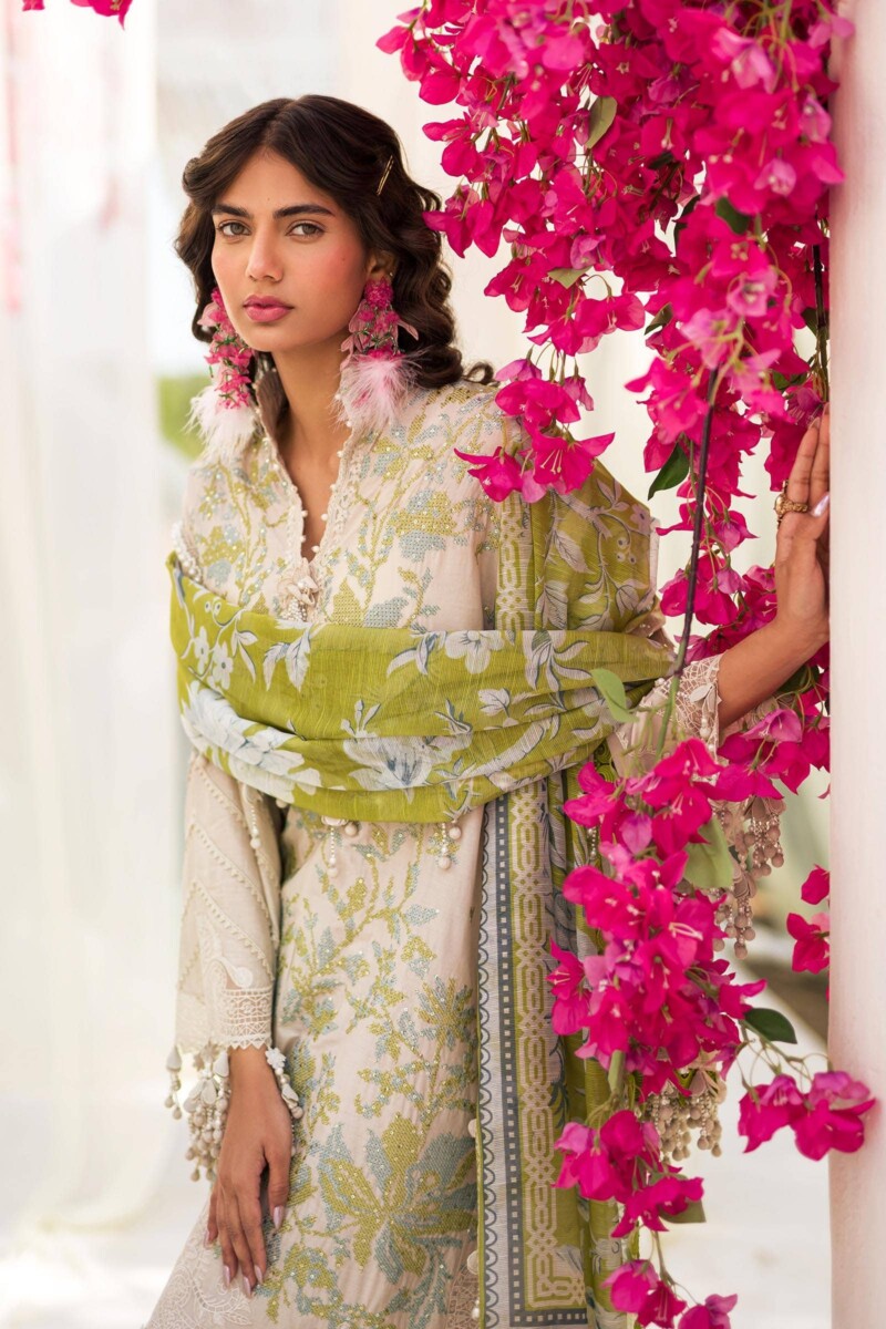 product Sana Safinaz Embroidered Lawn L241-008a-3cv 3 Piece Suit Cultural Outfit 2024