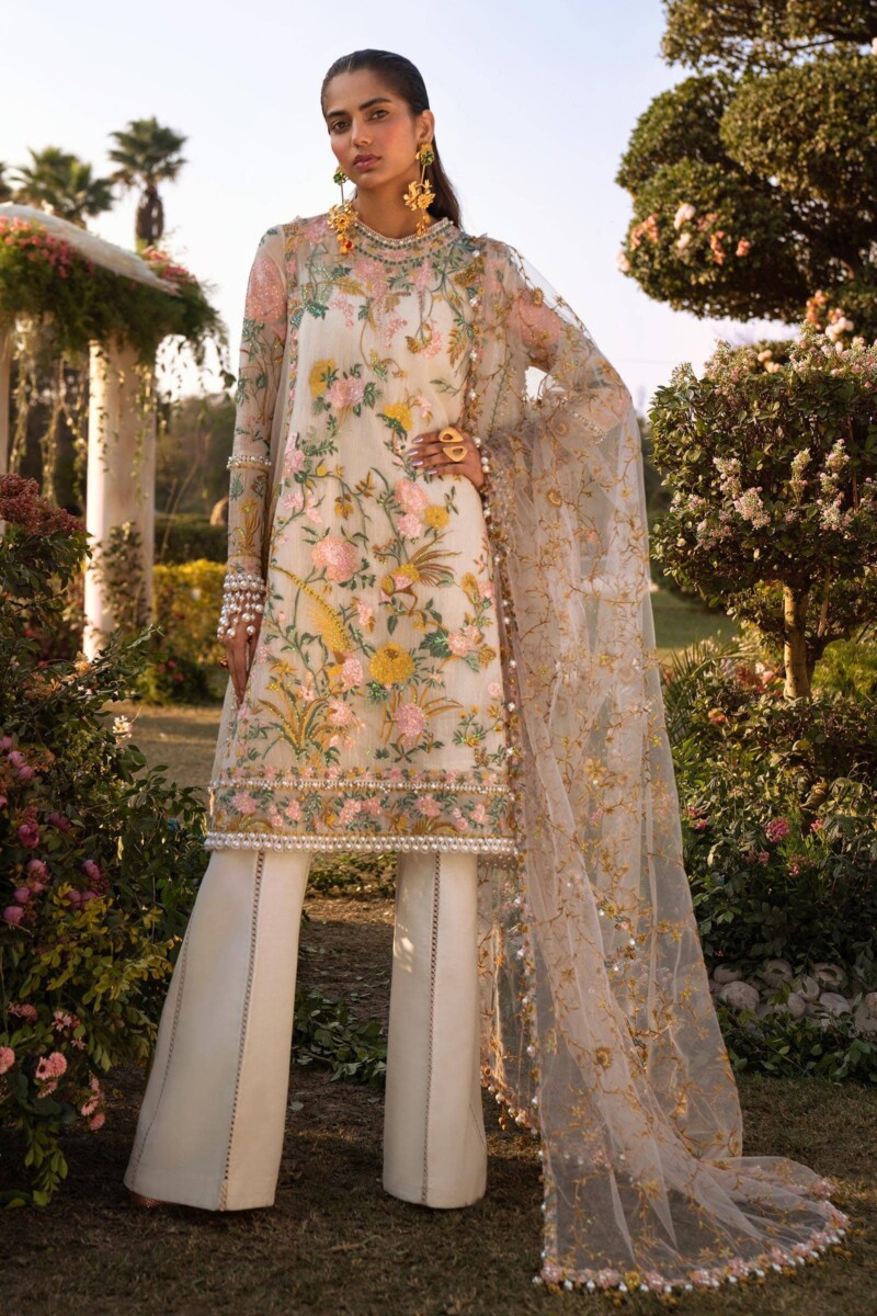 product Sana Safinaz Embroidered Lawn L241-009a-3ct 3 Piece Suit Cultural Outfit 2024