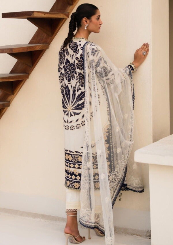 Sana Safinaz Muzlin V02 Mv 2 B Lawn Collection