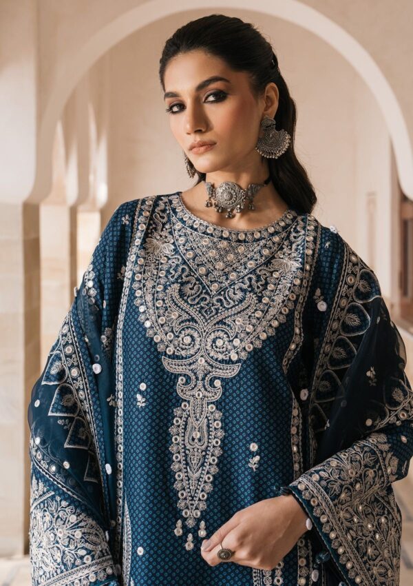 Jazmin Sll24 05 Shahkaar Lawn Collection