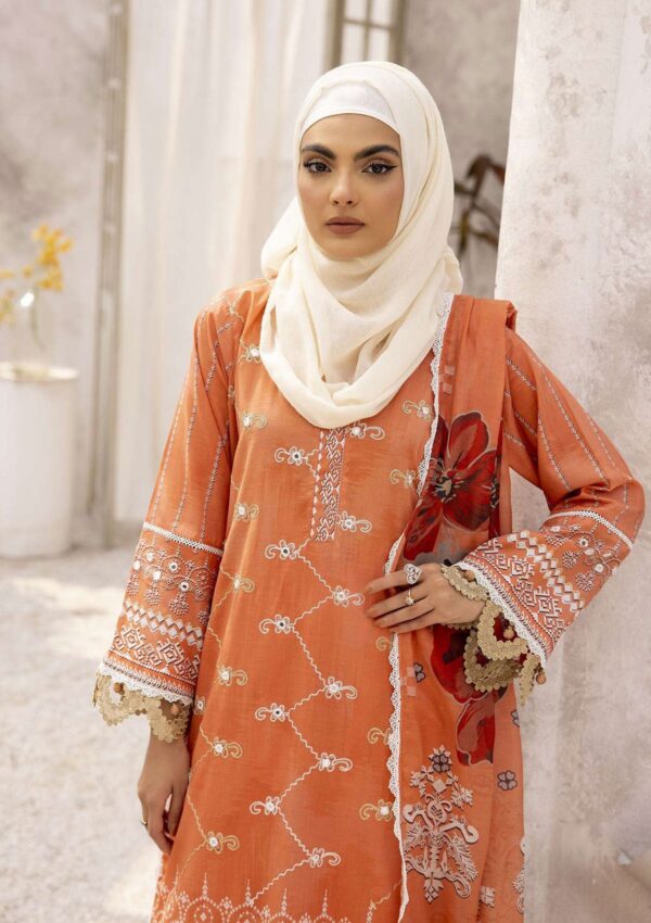 Sapphire Dgs24 03 Dua Gul E Zarki Lawn Collection 2024