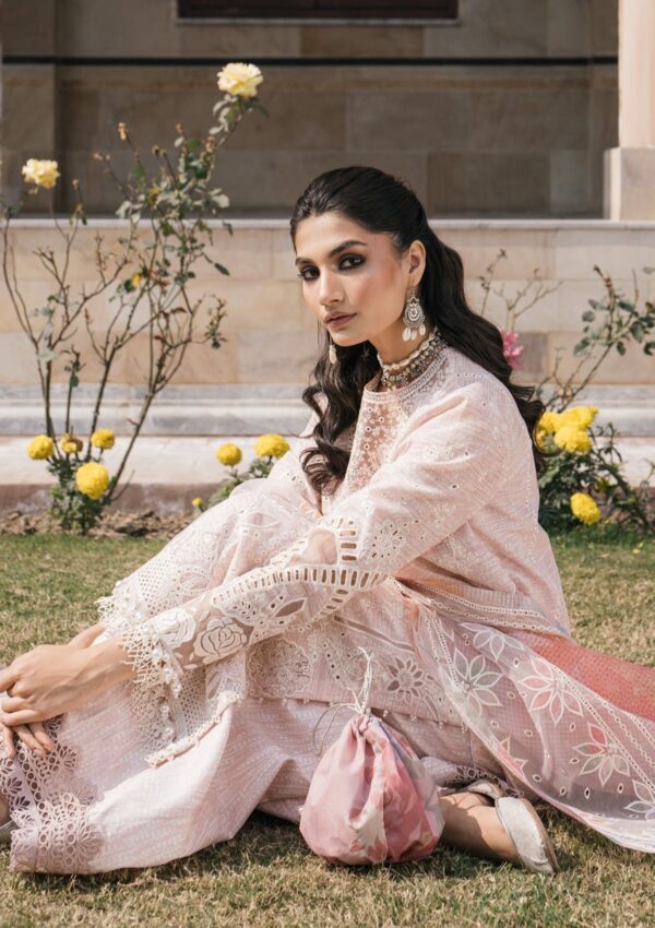 Jazmin Sll24 08 Shahkaar Lawn Collection