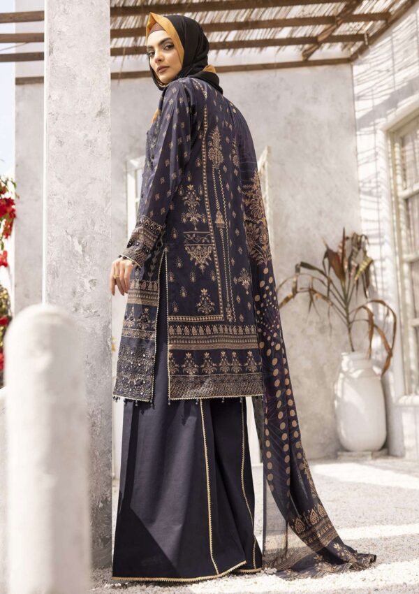 Sapphire Dgs24 11 Dua Gul E Zarki Lawn Collection 2024