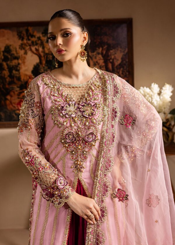 Maria Osama Khan Zarmina Lamhay Embroidered Organza