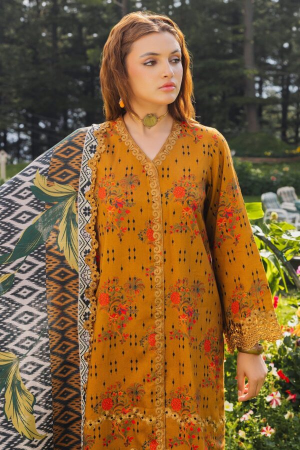 Charizma Anw4-02 Aniq Embroidered Staple Linen Collection