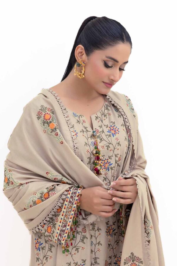 Gul Ahmed Ap-42007 Winter Embroidered Acrylic Collection