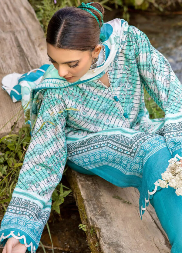 Gul Ahmed Ay 42003 Printed Karandi Collection