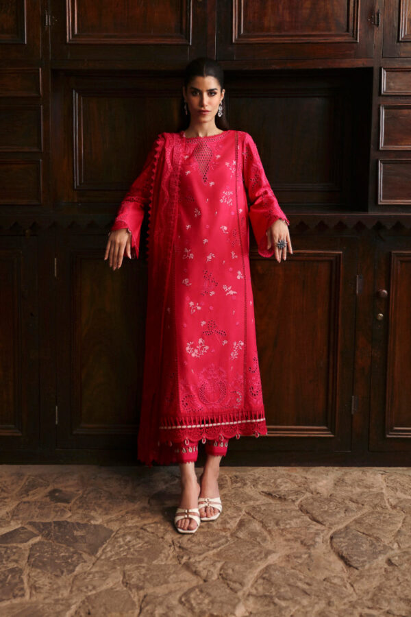 Qalamkar Lm-07 Neesa Qlinekari Embroidered Linen Collection