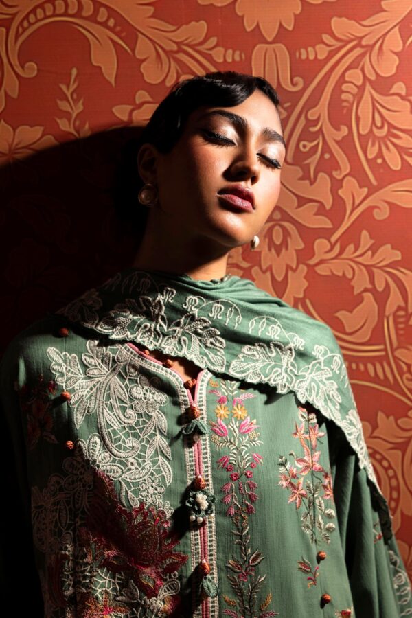 Sana Safinaz D-03B Muzlin Embroidered Slub Collection