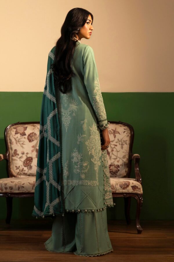 Sana Safinaz D-05A Muzlin Embroidered Slub Collection