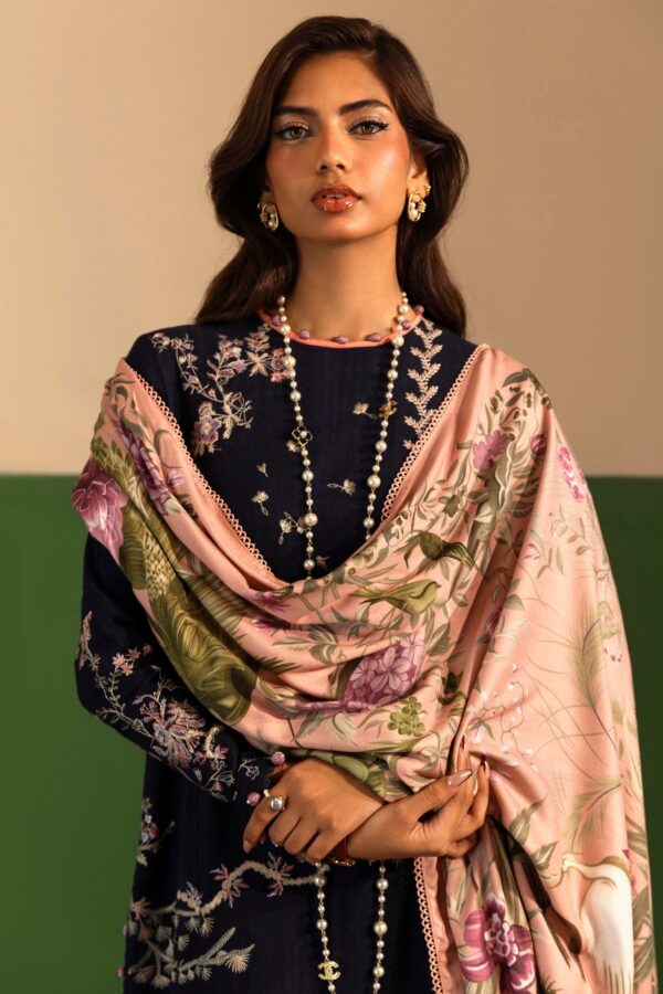 Sana Safinaz D-06A Muzlin Embroidered Slub Collection