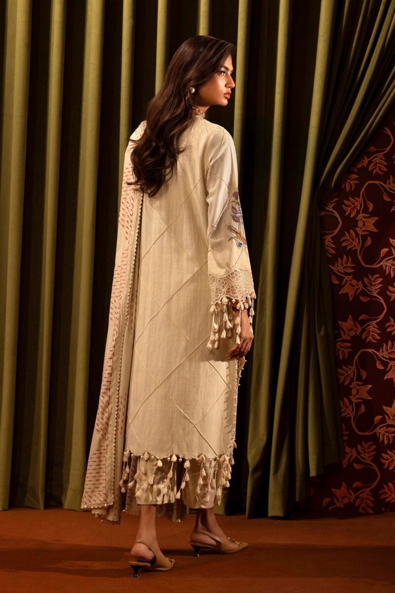 Sana Safinaz D-09a Muzlin Embroidered Slub Collection