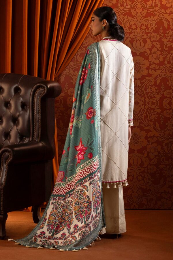 Sana Safinaz D-10A Muzlin Embroidered Slub Collection