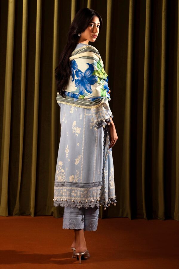 Sana Safinaz D-15A Muzlin Embroidered Slub Collection