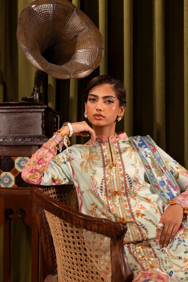 Sana Safinaz D-21B Muzlin Embroidered Linen Collection