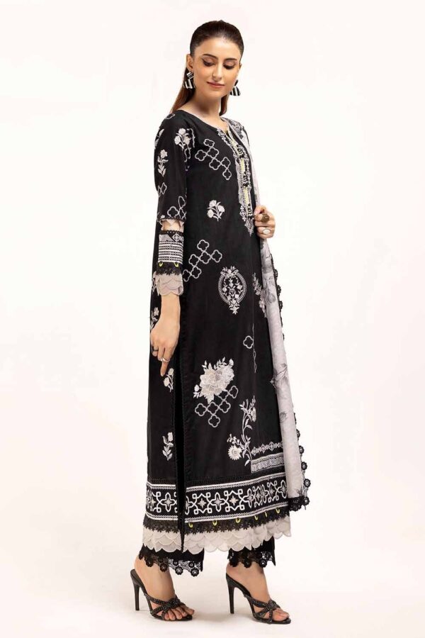 Gul Ahmed St 42010 Winter Embroidered Khaddar Collection