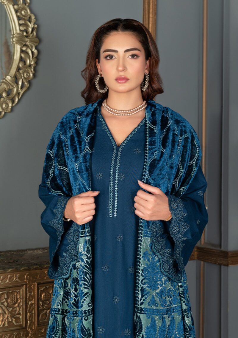 Meemsey Velvet Shawl Mm24 07 Winter Collection