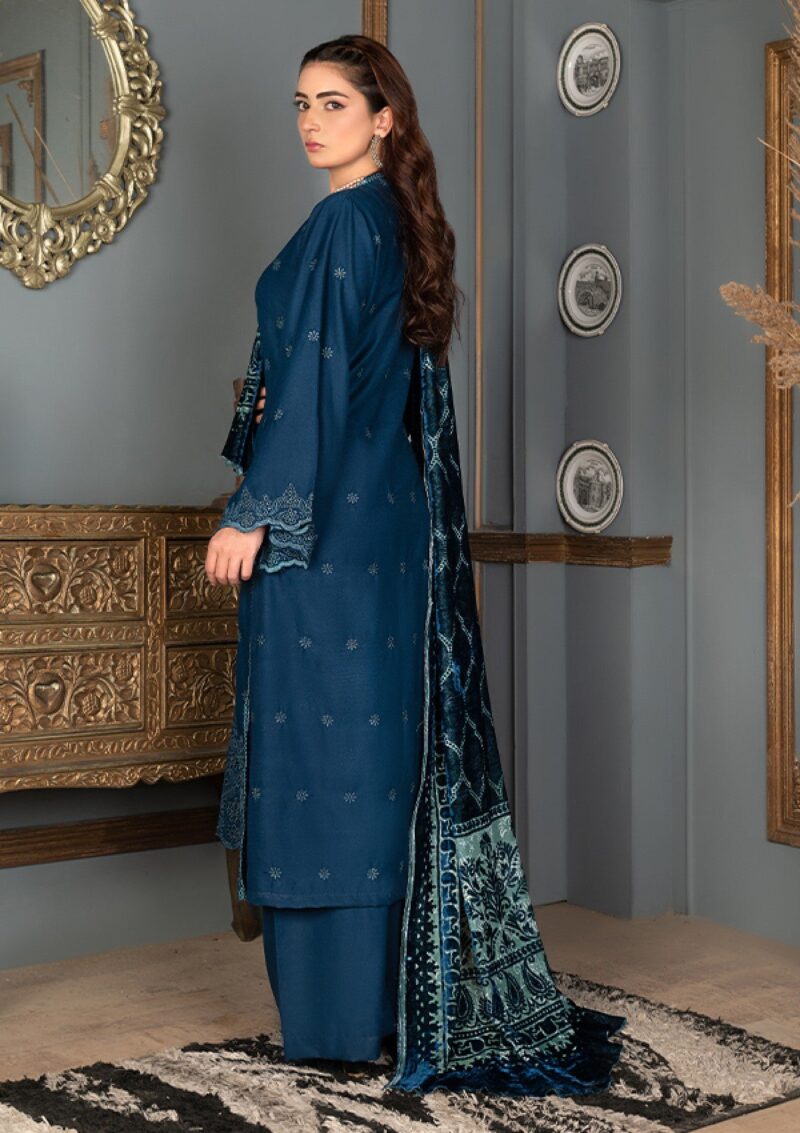 Meemsey Velvet Shawl Mm24 07 Winter Collection