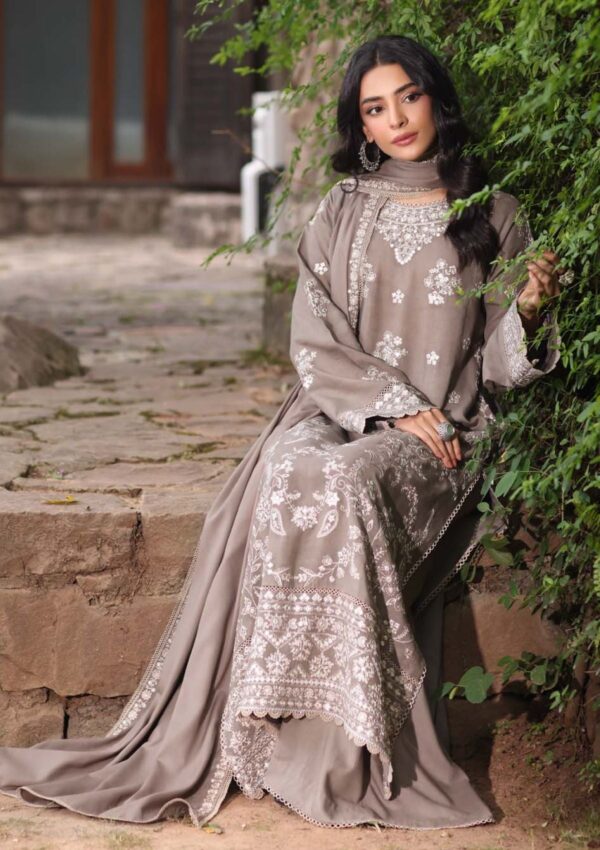 Noor Suzaanikari Nsk24 02 Winter Collection