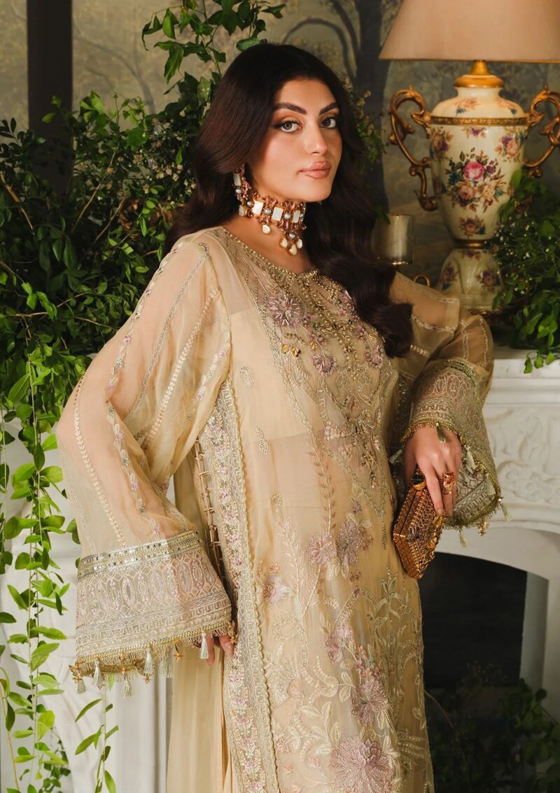 Paras By Pasha Pr104 Amber Formal Collection