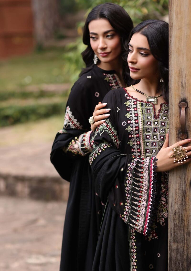 Noor Suzaanikari Nsk24 05 Winter Collection