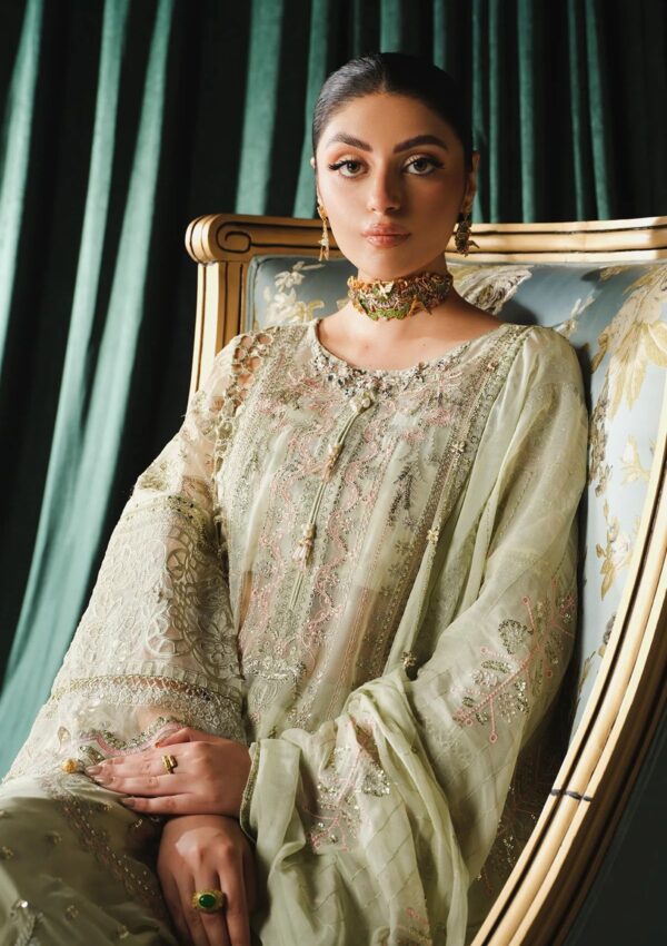 Paras By Pasha Pr103 Regalia Formal Collection