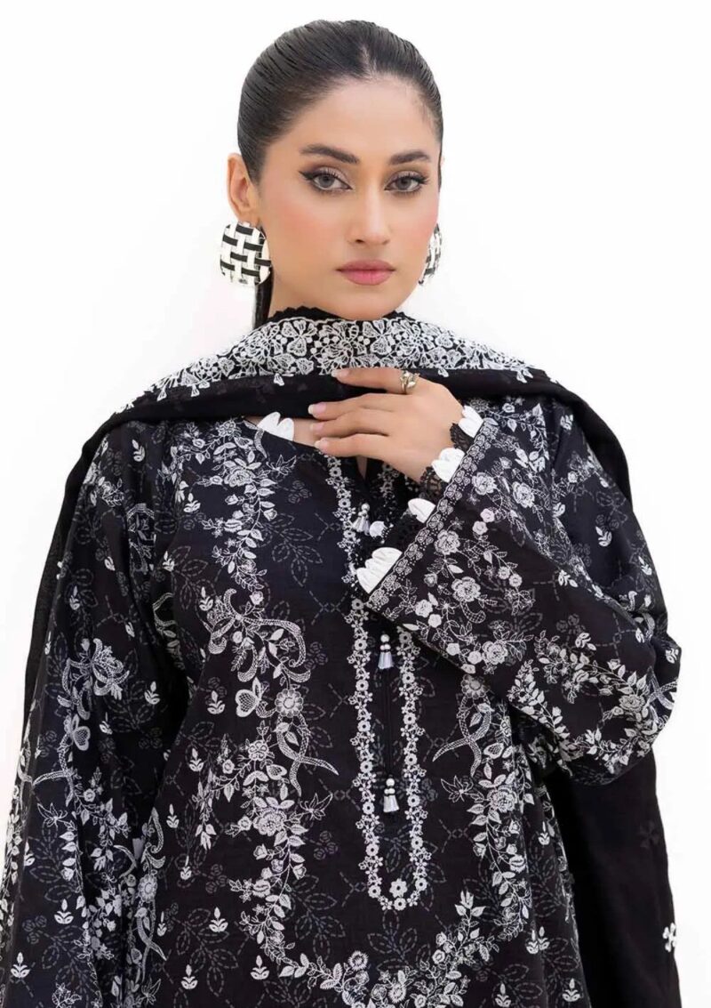 Gul Ahmed Cn 42002 Winter Collection