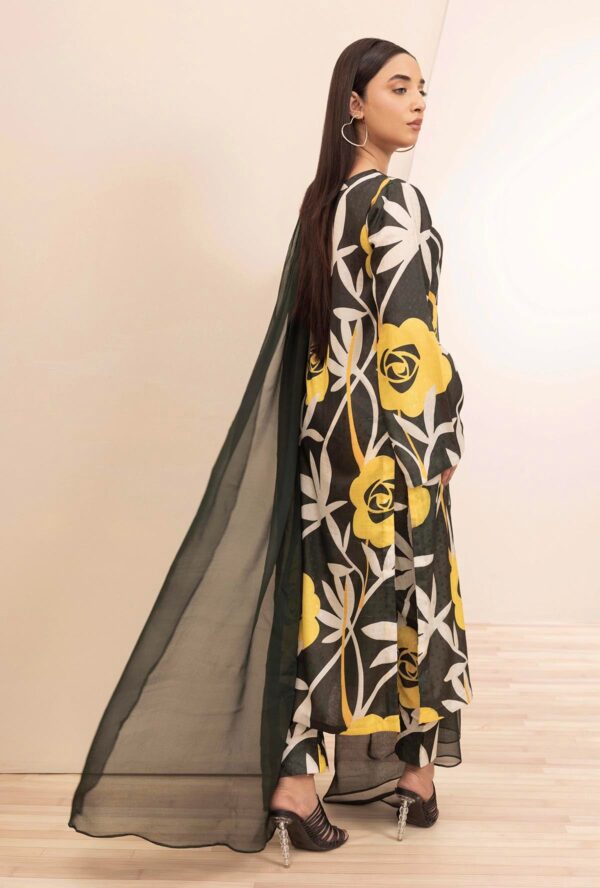 Adans Libas Capsule 9 Luxury Lawn Collection - Image 3