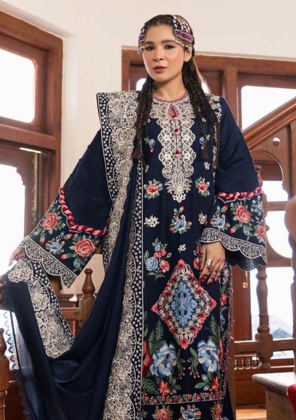 Maryam Hussain Shawl D 10 Muse Winter Collection