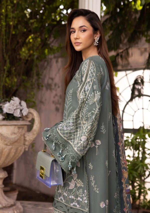 Tessa Embroidered Tjg 02 Auro Attire Winter Collection