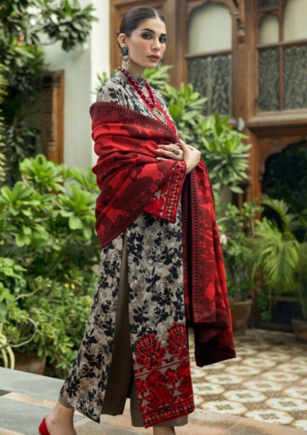 Zainab Chottani Shawls Zc 04 Zemestan Winter Collection