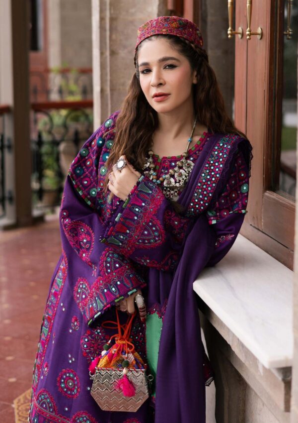 Maryam Hussain Shawl D 4 Plum Winter Collection