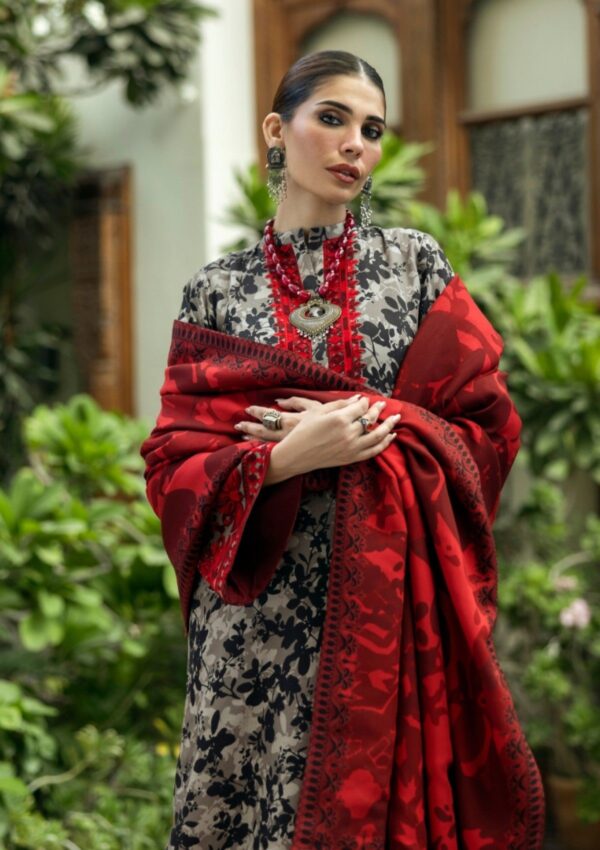 Zainab Chottani Shawls Zc 04 Zemestan Winter Collection