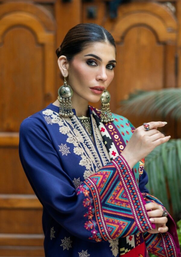 Zainab Chottani Shawls Zc 05 Maya Winter Collection