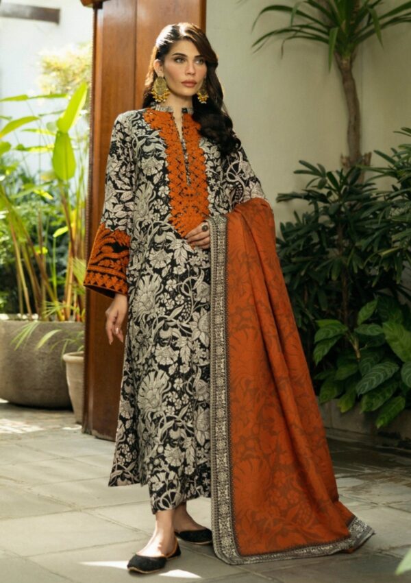 Zainab Chottani Shawls Zc 06 Mysha Winter Collection