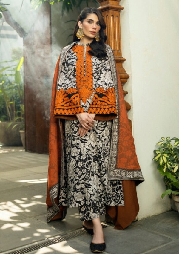 Zainab Chottani Shawls Zc 06 Mysha Winter Collection