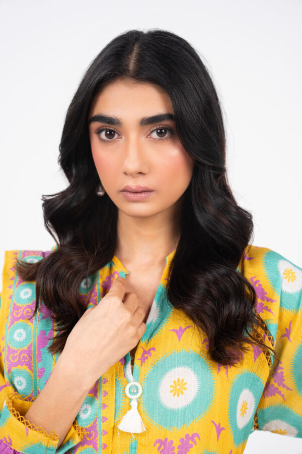 Al Karam Fw52 Yellow Unstitched Winter Collection