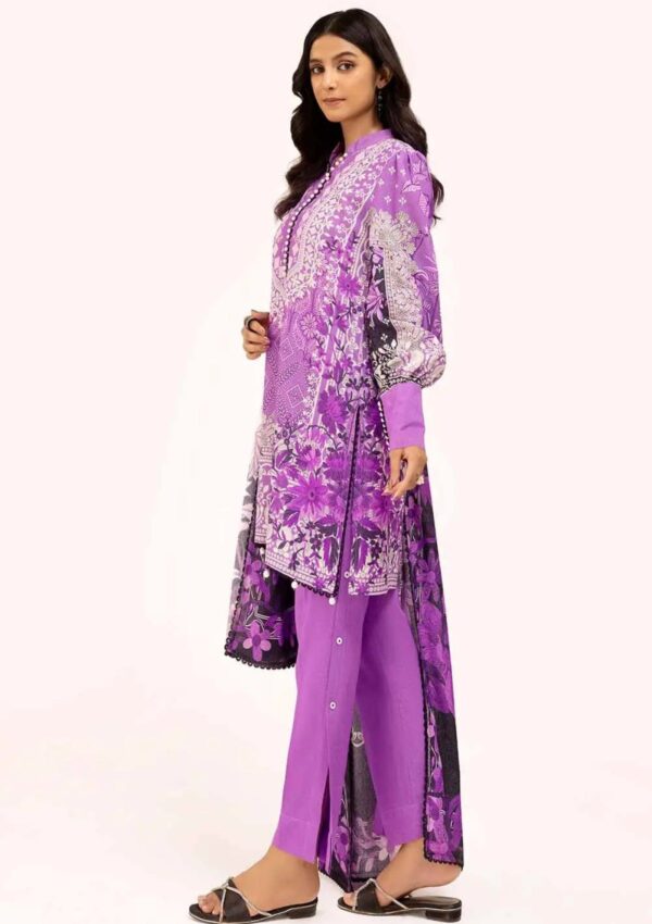 Gul Ahmed 3Pcs Ay42002 Unstitched Winter Collection