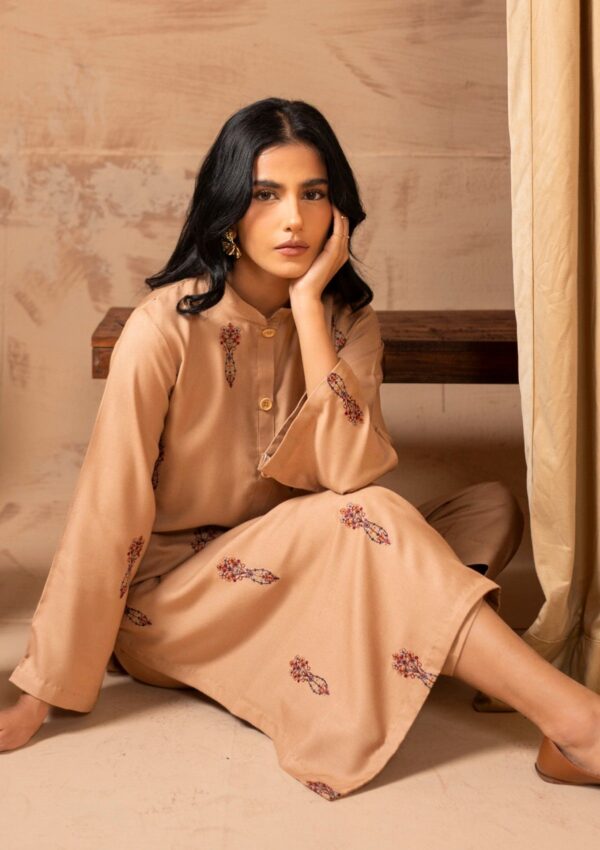 Muraad Alaia Basics Ahvi Pret Collection Winter Collection