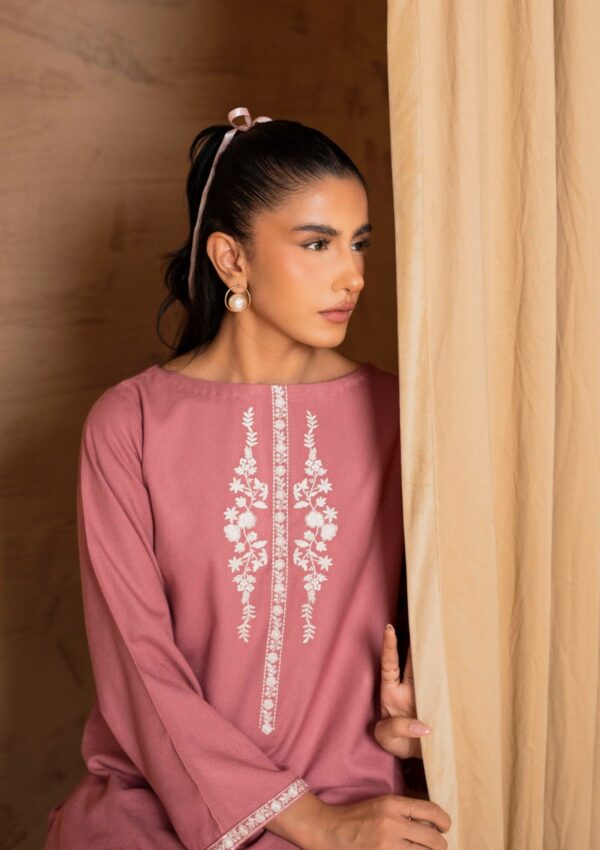 Muraad Alaia Basics Arisa Pret Collection Winter Collection