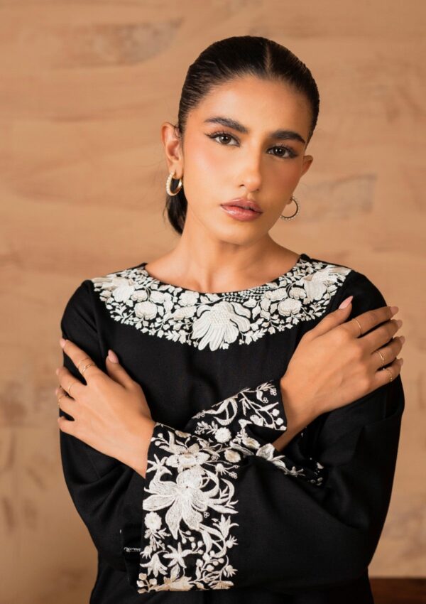 Muraad Alaia Basics Layla Pret Collection Winter Collection