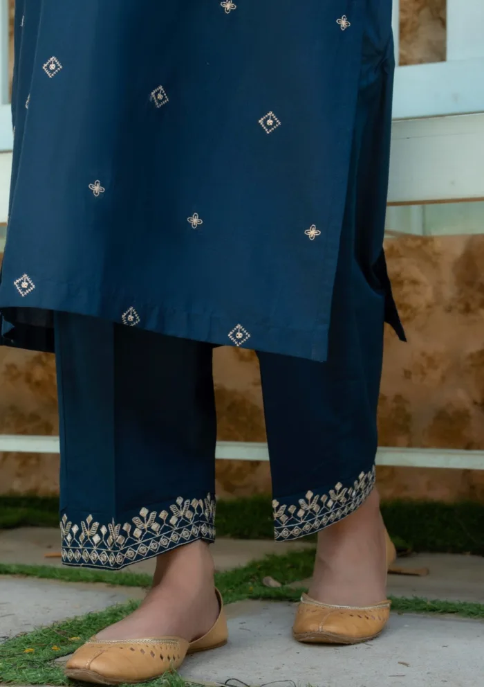 2 Pcs TPDA 616 Edit 25 Luxury Lawn Collection - Image 4