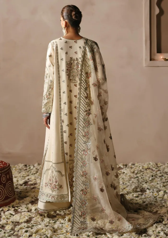 Afrozeh The Silk Edit AS V3 24 07 Arjumand Divani Luxury Lawn Collection - Image 3