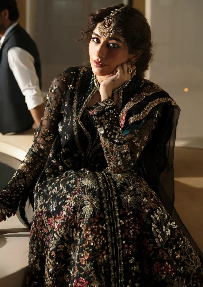 Afrozeh Wedding 24 Ahw 08 Meera Hayat Luxury Lawn Collection - Image 7