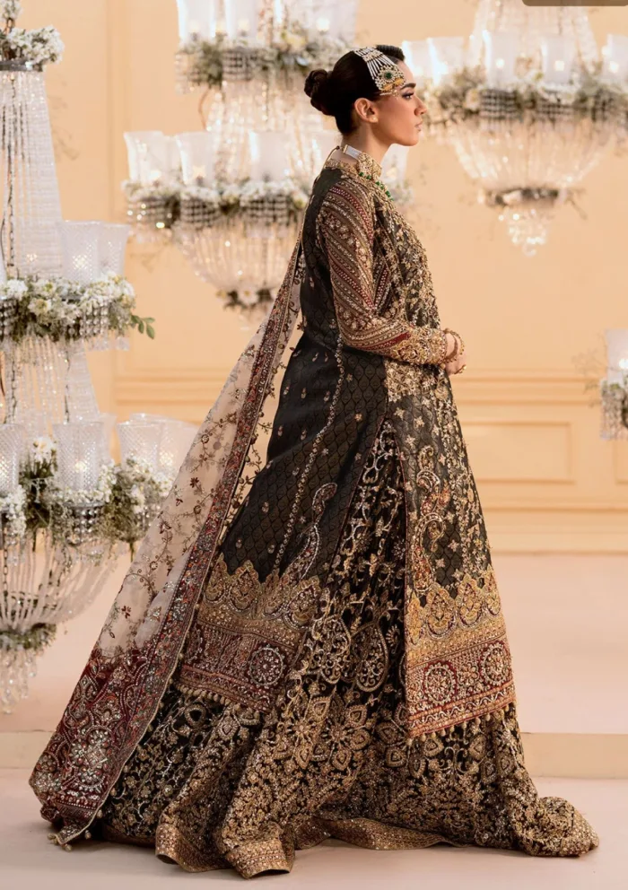 Aik Atelier Festive 25 Look 04 Volume 1 Luxury Lawn Collection - Image 4